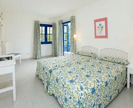 Adonis Castalia-brezos Otel 3*