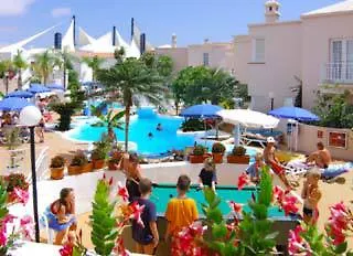Adonis Castalia-brezos Otel 3*